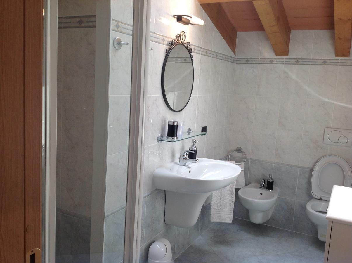 Bed and Breakfast La Folaga Гавирате Экстерьер фото